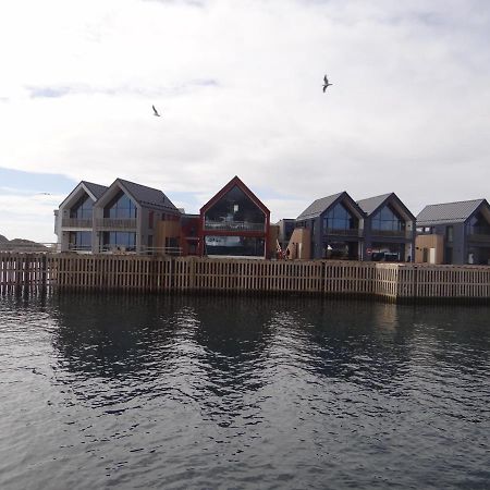 Lofoten Bryggeleiligheter Henningsvaer Luaran gambar